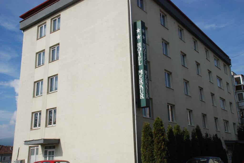 Hotel Merkur Miercurea Ciuc Bagian luar foto