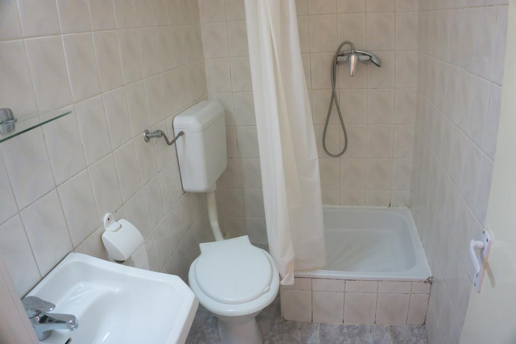 Hotel Merkur Miercurea Ciuc Bagian luar foto