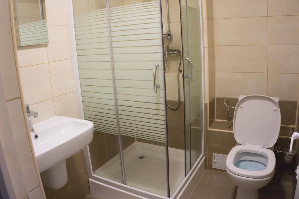 Hotel Merkur Miercurea Ciuc Bagian luar foto